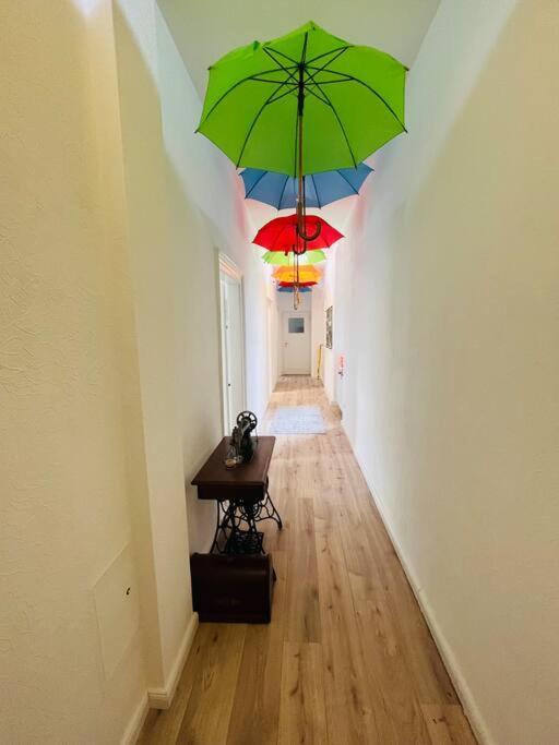 Kuenstlerisches Apartment Карлсруэ Экстерьер фото